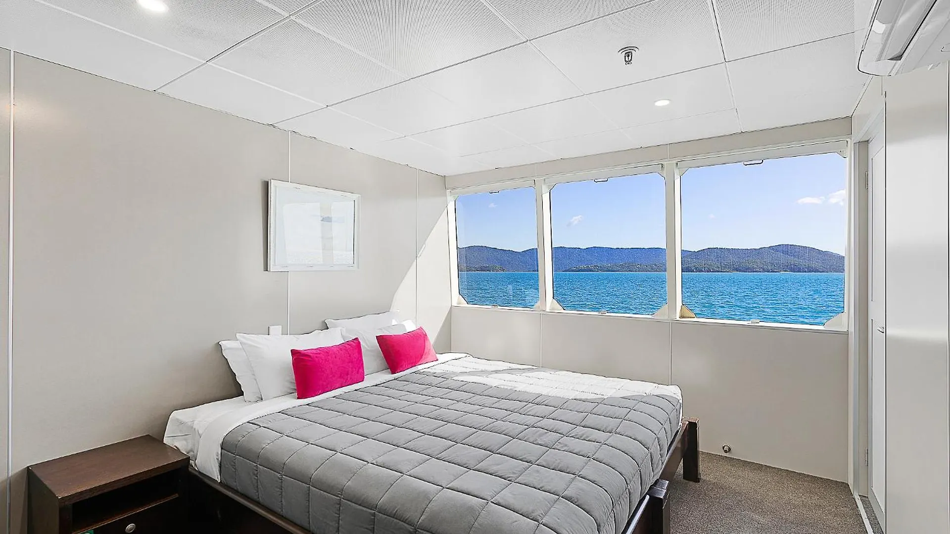 Whitsunday Explorer 2 Nights Small Ship Cruising By Explore Group Airlie Beach